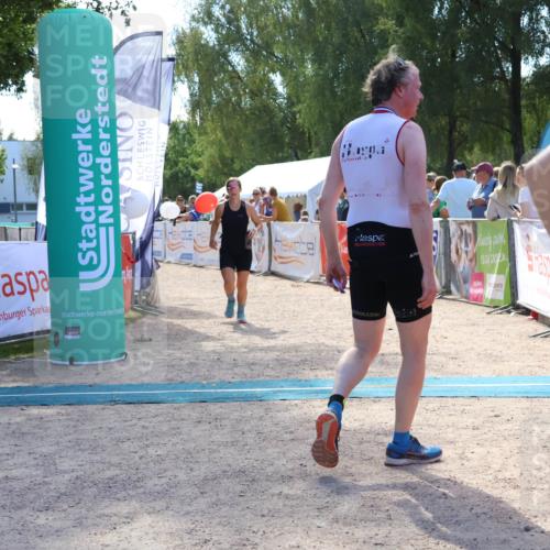 07.09.2025 - 19. Norderstedt Triathlon Zöllner http://msf.ph/oto/8790561 07.09.2025 14:01:29 Ziel 1259 meine-sportfotos.de