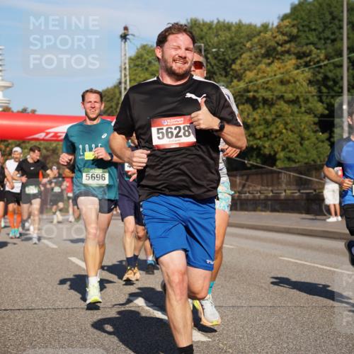 07.09.2025 - BARMER Alsterlauf Yannick Fuchs http://msf.ph/oto/8790566 07.09.2025 09:41:05 Laufen 2, 025, 5628, 5696, 5777 meine-sportfotos.de