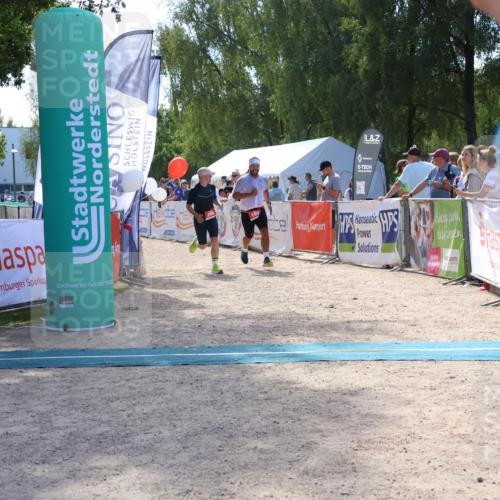 07.09.2025 - 19. Norderstedt Triathlon Zöllner http://msf.ph/oto/8790579 07.09.2025 14:01:49 Ziel 193, 206 meine-sportfotos.de