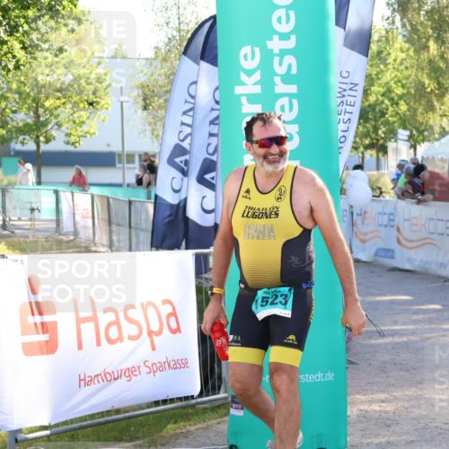 07.09.2025 - 19. Norderstedt Triathlon Zöllner http://msf.ph/oto/8790583 07.09.2025 16:27:48 Ziel 497, 1523, 1528 meine-sportfotos.de