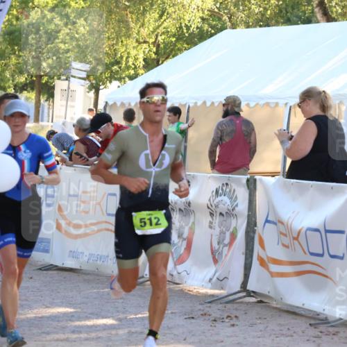 07.09.2025 - 19. Norderstedt Triathlon Zöllner http://msf.ph/oto/8790590 07.09.2025 16:28:00 Ziel 479, 512, 524 meine-sportfotos.de