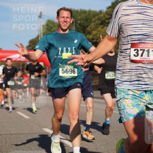07.09.2025 - BARMER Alsterlauf Yannick Fuchs http://msf.ph/oto/8790591 07.09.2025 09:41:06 Laufen 2025, 5696, 2626, 36, 3711 meine-sportfotos.de