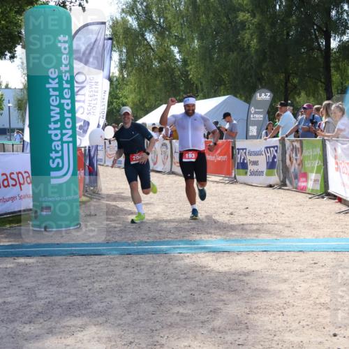 07.09.2025 - 19. Norderstedt Triathlon Zöllner http://msf.ph/oto/8790595 07.09.2025 14:01:51 Ziel 193, 206 meine-sportfotos.de