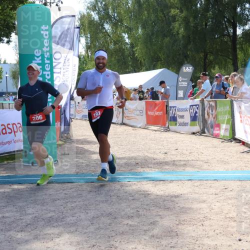 07.09.2025 - 19. Norderstedt Triathlon Zöllner http://msf.ph/oto/8790602 07.09.2025 14:01:52 Ziel 193, 206 meine-sportfotos.de