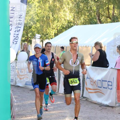 07.09.2025 - 19. Norderstedt Triathlon Zöllner http://msf.ph/oto/8790603 07.09.2025 16:28:01 Ziel 479, 512, 524 meine-sportfotos.de