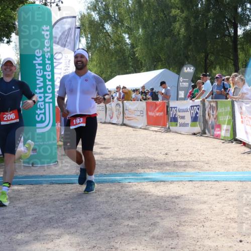 07.09.2025 - 19. Norderstedt Triathlon Zöllner http://msf.ph/oto/8790604 07.09.2025 14:01:52 Ziel 193, 206 meine-sportfotos.de