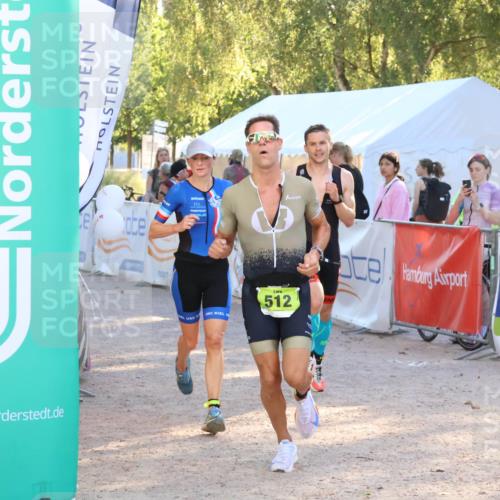 07.09.2025 - 19. Norderstedt Triathlon Zöllner http://msf.ph/oto/8790610 07.09.2025 16:28:02 Ziel 479, 512, 524 meine-sportfotos.de