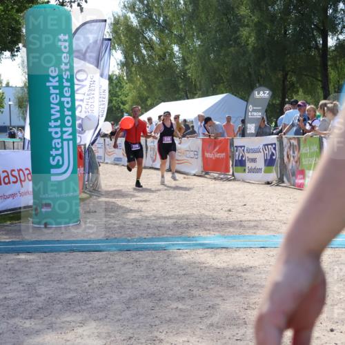 07.09.2025 - 19. Norderstedt Triathlon Zöllner http://msf.ph/oto/8790621 07.09.2025 14:02:23 Ziel 316 meine-sportfotos.de