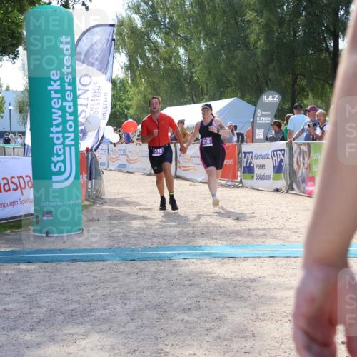 07.09.2025 - 19. Norderstedt Triathlon Zöllner http://msf.ph/oto/8790629 07.09.2025 14:02:24 Ziel 316 meine-sportfotos.de