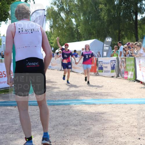 07.09.2025 - 19. Norderstedt Triathlon Zöllner http://msf.ph/oto/8790645 07.09.2025 14:03:04 Ziel 804 meine-sportfotos.de