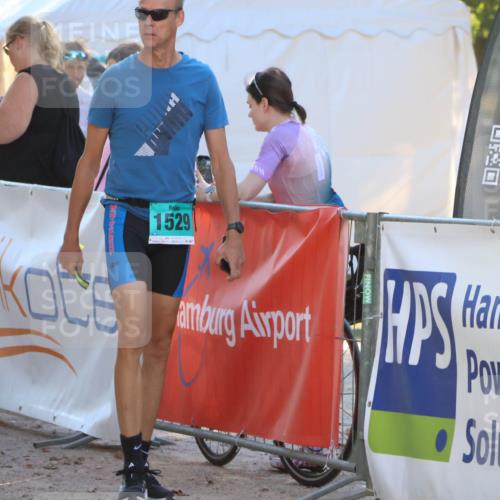 07.09.2025 - 19. Norderstedt Triathlon Zöllner http://msf.ph/oto/8790654 07.09.2025 16:28:16 Ziel 535 meine-sportfotos.de