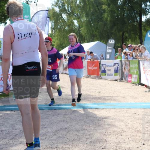 07.09.2025 - 19. Norderstedt Triathlon Zöllner http://msf.ph/oto/8790658 07.09.2025 14:03:05 Ziel 804 meine-sportfotos.de