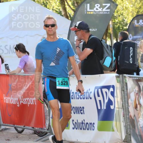 07.09.2025 - 19. Norderstedt Triathlon Zöllner http://msf.ph/oto/8790666 07.09.2025 16:28:18 Ziel  meine-sportfotos.de