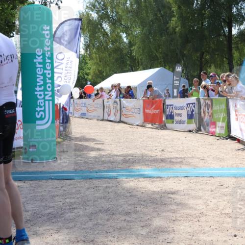 07.09.2025 - 19. Norderstedt Triathlon Zöllner http://msf.ph/oto/8790674 07.09.2025 14:03:07 Ziel 804 meine-sportfotos.de