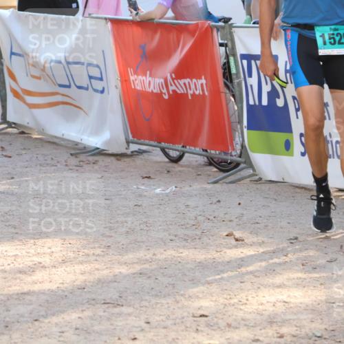 07.09.2025 - 19. Norderstedt Triathlon Zöllner http://msf.ph/oto/8790680 07.09.2025 16:28:19 Ziel 1488, 1529 meine-sportfotos.de