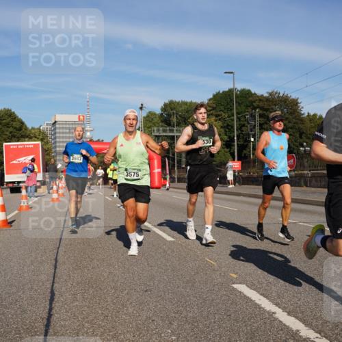 07.09.2025 - BARMER Alsterlauf Yannick Fuchs http://msf.ph/oto/8790718 07.09.2025 09:41:13 Laufen 3983, 3575, 530, 5380 meine-sportfotos.de