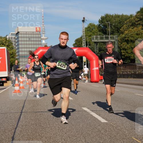 07.09.2025 - BARMER Alsterlauf Yannick Fuchs http://msf.ph/oto/8790719 07.09.2025 09:43:24 Laufen  meine-sportfotos.de
