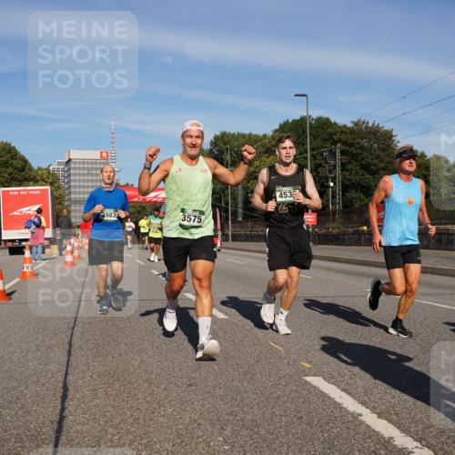 07.09.2025 - BARMER Alsterlauf Yannick Fuchs http://msf.ph/oto/8790726 07.09.2025 09:41:13 Laufen 3983, 3575, 453 meine-sportfotos.de