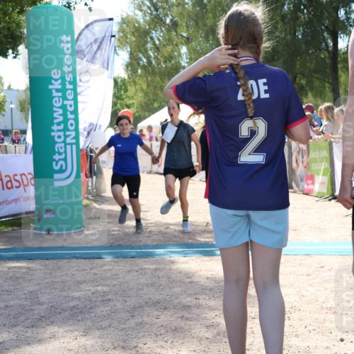 07.09.2025 - 19. Norderstedt Triathlon Zöllner http://msf.ph/oto/8790733 07.09.2025 14:04:27 Ziel 359 meine-sportfotos.de