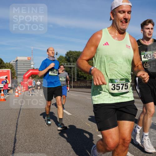 07.09.2025 - BARMER Alsterlauf Yannick Fuchs http://msf.ph/oto/8790755 07.09.2025 09:41:14 Laufen 3983, 4931, 36, 3575, 4530, 41 meine-sportfotos.de