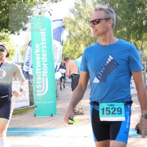 07.09.2025 - 19. Norderstedt Triathlon Zöllner http://msf.ph/oto/8790756 07.09.2025 16:28:28 Ziel 487, 515, 1488, 1529, 1534 meine-sportfotos.de