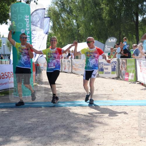 07.09.2025 - 19. Norderstedt Triathlon Zöllner http://msf.ph/oto/8790757 07.09.2025 14:05:32 Ziel 332 meine-sportfotos.de