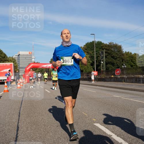 07.09.2025 - BARMER Alsterlauf Yannick Fuchs http://msf.ph/oto/8790759 07.09.2025 09:41:15 Laufen 3983 meine-sportfotos.de