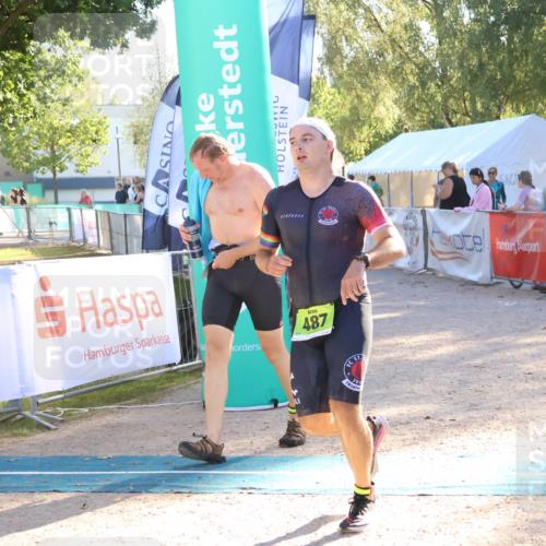07.09.2025 - 19. Norderstedt Triathlon Zöllner http://msf.ph/oto/8790769 07.09.2025 16:28:31 Ziel 487, 507, 515, 1534 meine-sportfotos.de