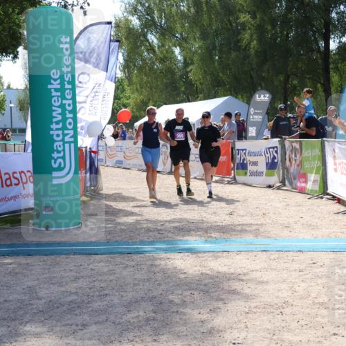 07.09.2025 - 19. Norderstedt Triathlon Zöllner http://msf.ph/oto/8790770 07.09.2025 14:06:26 Ziel 355 meine-sportfotos.de
