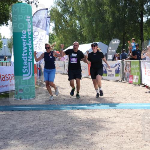07.09.2025 - 19. Norderstedt Triathlon Zöllner http://msf.ph/oto/8790783 07.09.2025 14:06:28 Ziel 355 meine-sportfotos.de