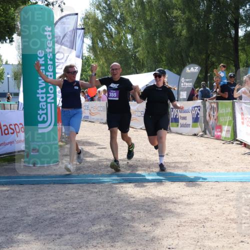 07.09.2025 - 19. Norderstedt Triathlon Zöllner http://msf.ph/oto/8790787 07.09.2025 14:06:28 Ziel 355 meine-sportfotos.de