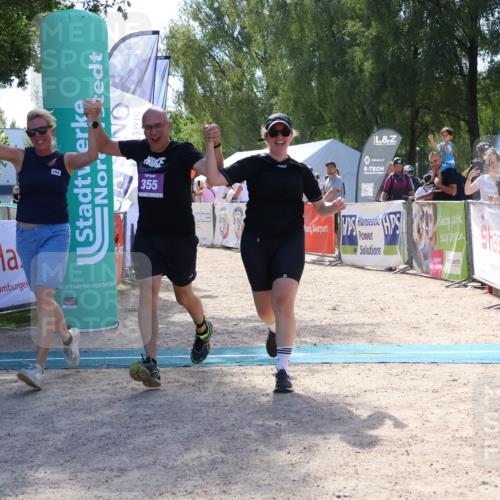 07.09.2025 - 19. Norderstedt Triathlon Zöllner http://msf.ph/oto/8790792 07.09.2025 14:06:28 Ziel 355 meine-sportfotos.de