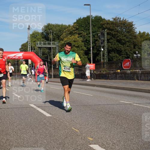 07.09.2025 - BARMER Alsterlauf Yannick Fuchs http://msf.ph/oto/8790794 07.09.2025 09:41:17 Laufen 2381, 2941, 5284, 6295 meine-sportfotos.de