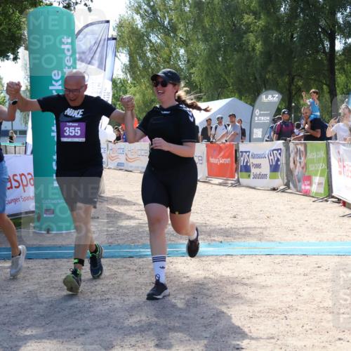 07.09.2025 - 19. Norderstedt Triathlon Zöllner http://msf.ph/oto/8790795 07.09.2025 14:06:29 Ziel 355 meine-sportfotos.de