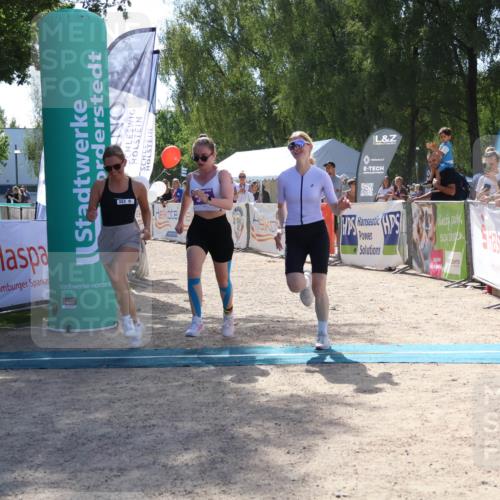 07.09.2025 - 19. Norderstedt Triathlon Zöllner http://msf.ph/oto/8790810 07.09.2025 14:06:40 Ziel 353 meine-sportfotos.de