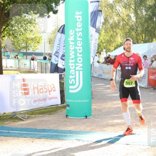 07.09.2025 - 19. Norderstedt Triathlon Zöllner http://msf.ph/oto/8790813 07.09.2025 16:28:35 Ziel 487, 507, 1534 meine-sportfotos.de