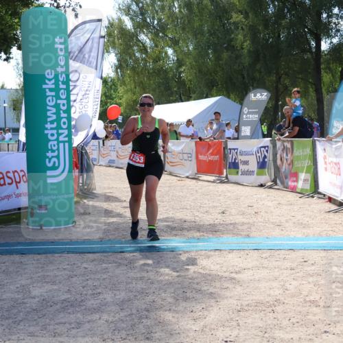 07.09.2025 - 19. Norderstedt Triathlon Zöllner http://msf.ph/oto/8790839 07.09.2025 14:08:44 Ziel 1353 meine-sportfotos.de