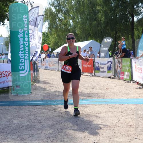 07.09.2025 - 19. Norderstedt Triathlon Zöllner http://msf.ph/oto/8790844 07.09.2025 14:08:45 Ziel 1353 meine-sportfotos.de