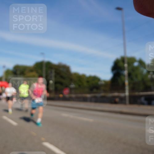 07.09.2025 - BARMER Alsterlauf Yannick Fuchs http://msf.ph/oto/8790845 07.09.2025 09:41:20 Laufen 76121 meine-sportfotos.de