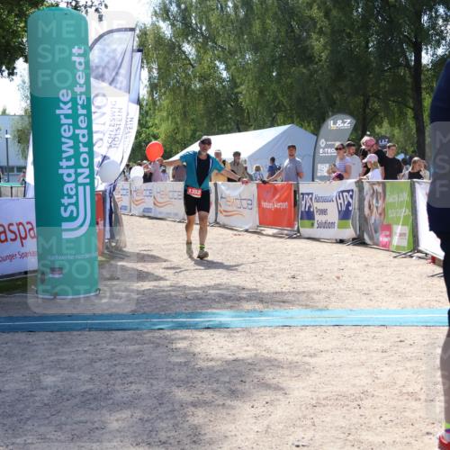 07.09.2025 - 19. Norderstedt Triathlon Zöllner http://msf.ph/oto/8790856 07.09.2025 14:10:04 Ziel 1352 meine-sportfotos.de
