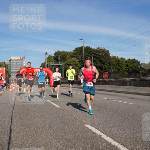 07.09.2025 - BARMER Alsterlauf Yannick Fuchs http://msf.ph/oto/8790858 07.09.2025 09:41:20 Laufen 330, 2253, 2383, 5284 meine-sportfotos.de