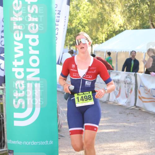 07.09.2025 - 19. Norderstedt Triathlon Zöllner http://msf.ph/oto/8790866 07.09.2025 16:29:07 Ziel 1498 meine-sportfotos.de