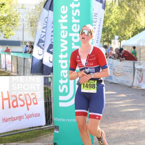 07.09.2025 - 19. Norderstedt Triathlon Zöllner http://msf.ph/oto/8790869 07.09.2025 16:29:08 Ziel 1498 meine-sportfotos.de