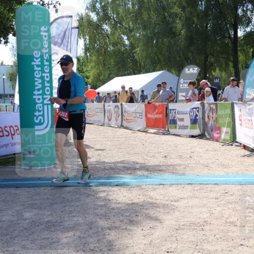 07.09.2025 - 19. Norderstedt Triathlon Zöllner http://msf.ph/oto/8790877 07.09.2025 14:10:07 Ziel 1352 meine-sportfotos.de