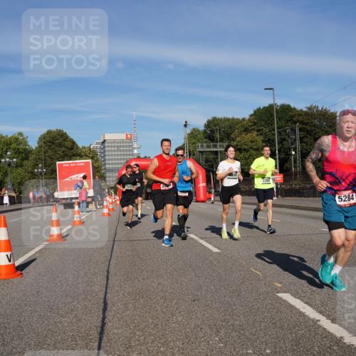 07.09.2025 - BARMER Alsterlauf Yannick Fuchs http://msf.ph/oto/8790879 07.09.2025 09:41:21 Laufen 2383, 3501, 5284 meine-sportfotos.de