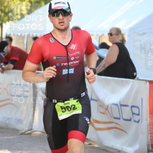 07.09.2025 - 19. Norderstedt Triathlon Zöllner http://msf.ph/oto/8790882 07.09.2025 16:29:31 Ziel 502 meine-sportfotos.de