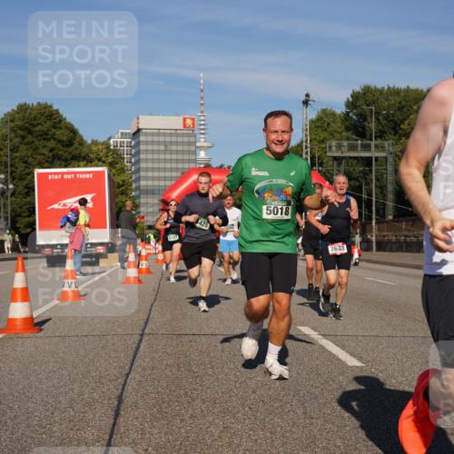07.09.2025 - BARMER Alsterlauf Yannick Fuchs http://msf.ph/oto/8790890 07.09.2025 09:43:22 Laufen 6107, 425, 5018, 2683, 4160 meine-sportfotos.de