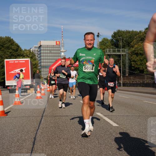 07.09.2025 - BARMER Alsterlauf Yannick Fuchs http://msf.ph/oto/8790893 07.09.2025 09:43:23 Laufen 6107, 5425, 5018, 2683, 35, 4160 meine-sportfotos.de