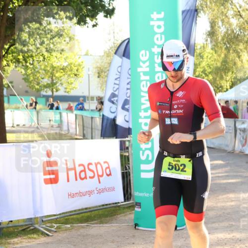 07.09.2025 - 19. Norderstedt Triathlon Zöllner http://msf.ph/oto/8790903 07.09.2025 16:29:33 Ziel 502 meine-sportfotos.de