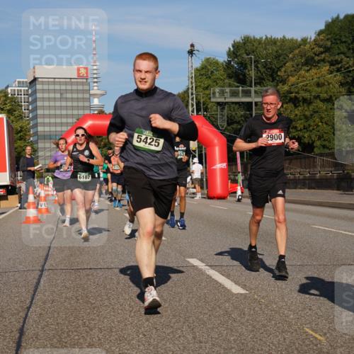 07.09.2025 - BARMER Alsterlauf Yannick Fuchs http://msf.ph/oto/8790924 07.09.2025 09:43:24 Laufen 6107, 6162, 5425, 663, 2900, 2683 meine-sportfotos.de
